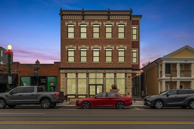 Photo - 1016 S State St Apartments