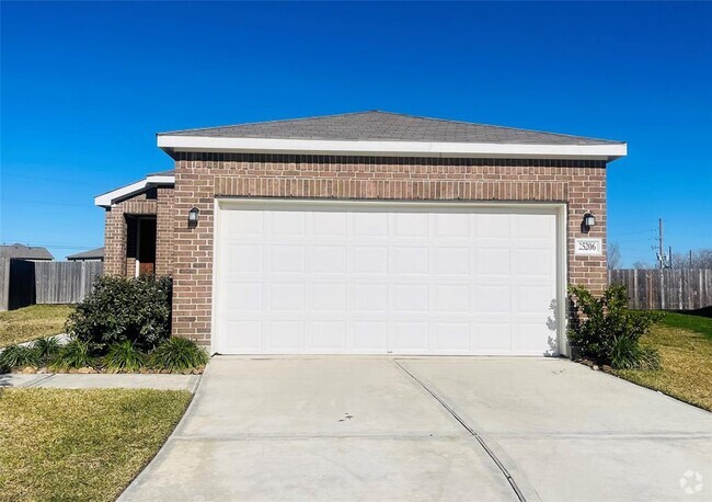 Building Photo - 25206 Sierra Mnr Ct Rental