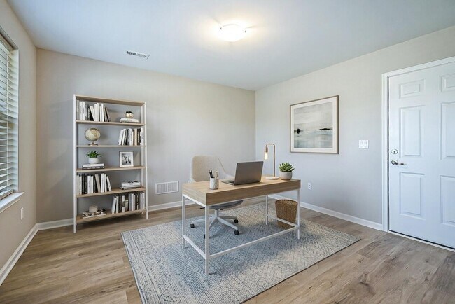 Photo - 2150 Park Dr