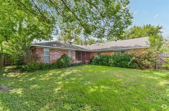 Building Photo - 3627 Abinger Ln Rental