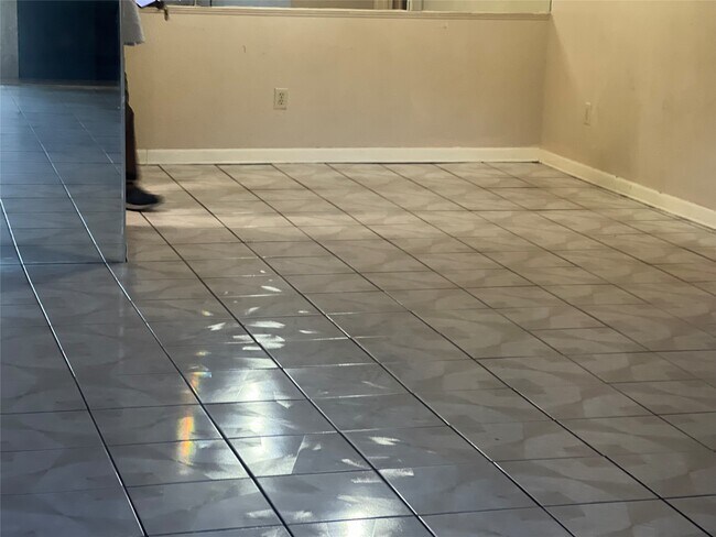 9797 Leawood Blvd Unidad 1407