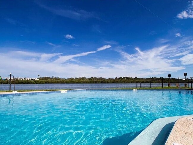 Photo - 1 Windrush Blvd Unit Beautiful Waterfront