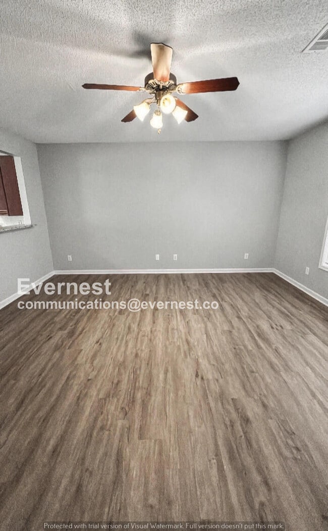 Photo - 3 Bed, 2.5 Bath Home with Modern Comforts / Pet-Friendly / Available Now!