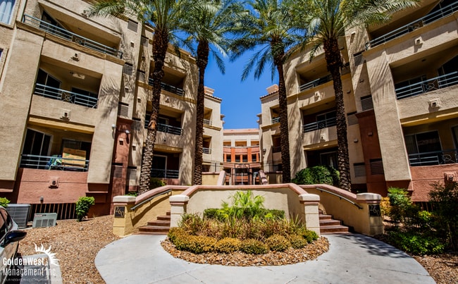 Fabulous 1Bdm 1Ba Condo in the Highly Desi... - Fabulous 1Bdm 1Ba Condo in the Highly Desi...
