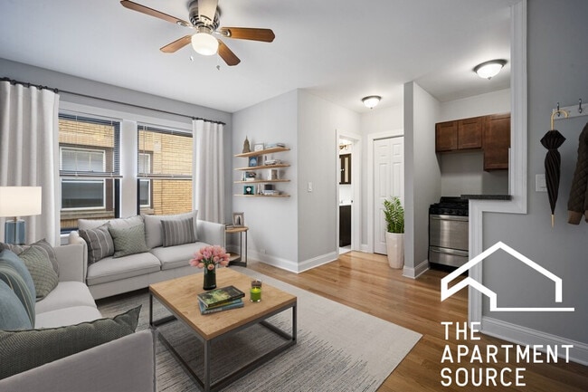 Photo - 837 W Wolfram St Condo Unit 406
