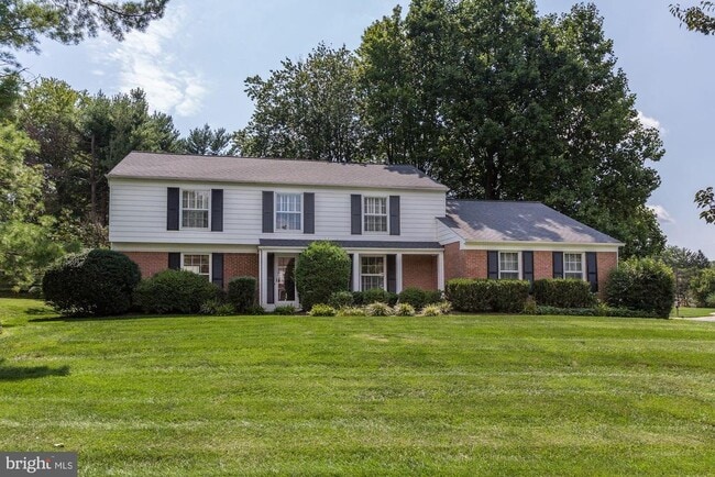 Building Photo - 8804 Falls Chapel Way Rental