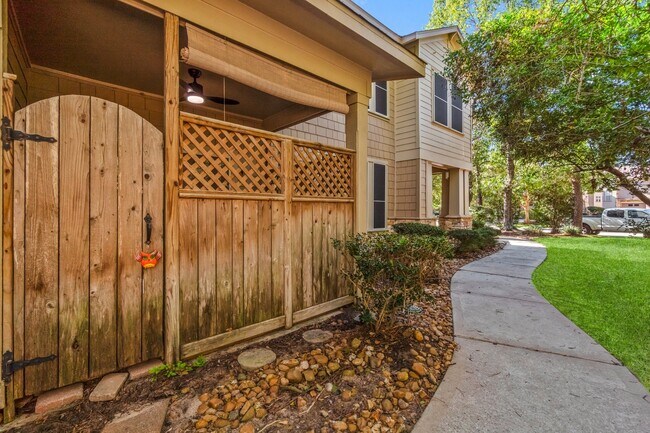 Photo - 75 Scarlet Woods Ct
