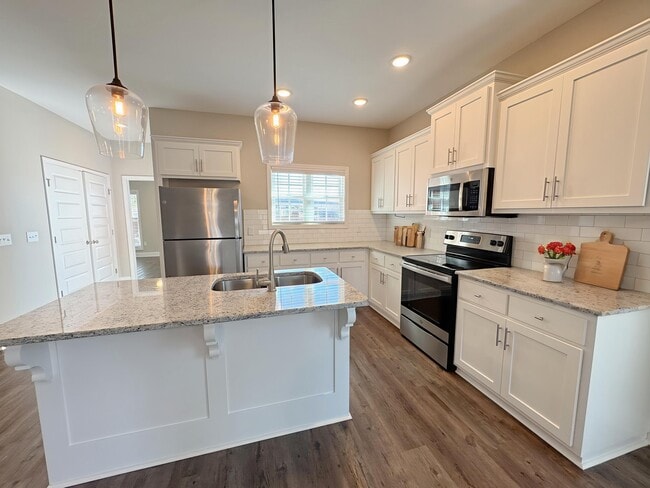 Photo - 35 Grove Cir