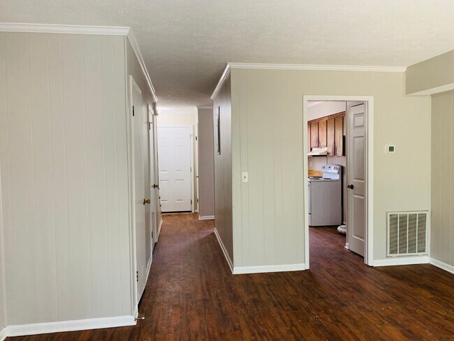 Photo - 606 Elm St Unidad A