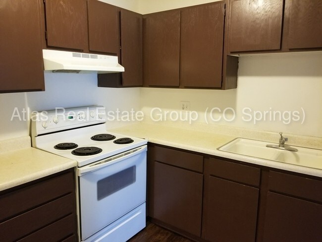 Photo - 312 W Alabama Ave Apartment Unit 302