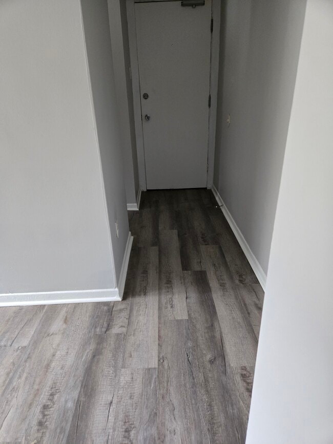 Photo - Comfortable 1-Bedroom Apartment – Heat & Hot Water Included! *PET Friendly* Unit 0002