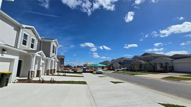 Photo - 2664 Armstrong Ave