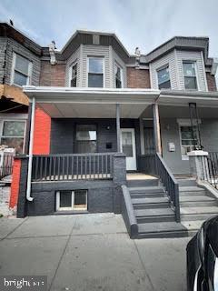 Building Photo - 653 E Thayer St Rental