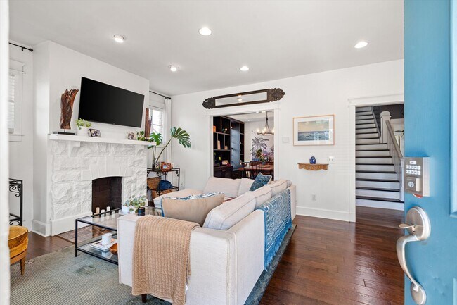 Photo - East Nashville Beauty in super convenient location!