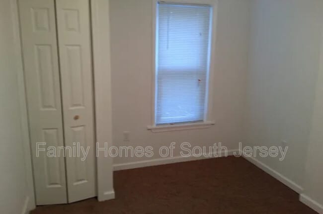 Photo - 810 N Church St
