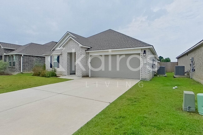 Photo - 410 Mango Dr