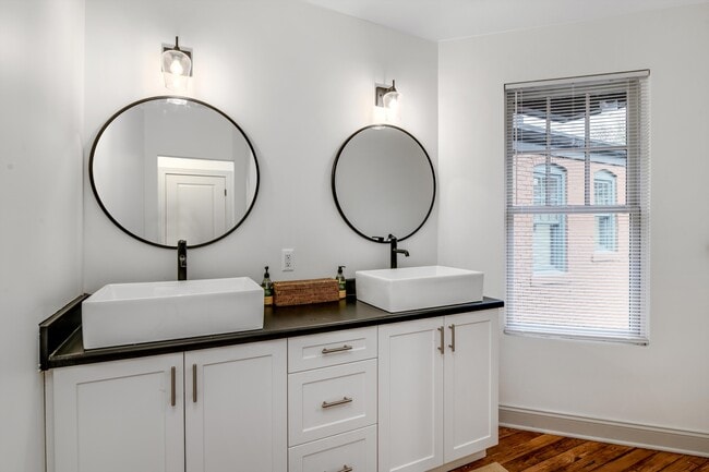 Photo - Suffolk Townhomes