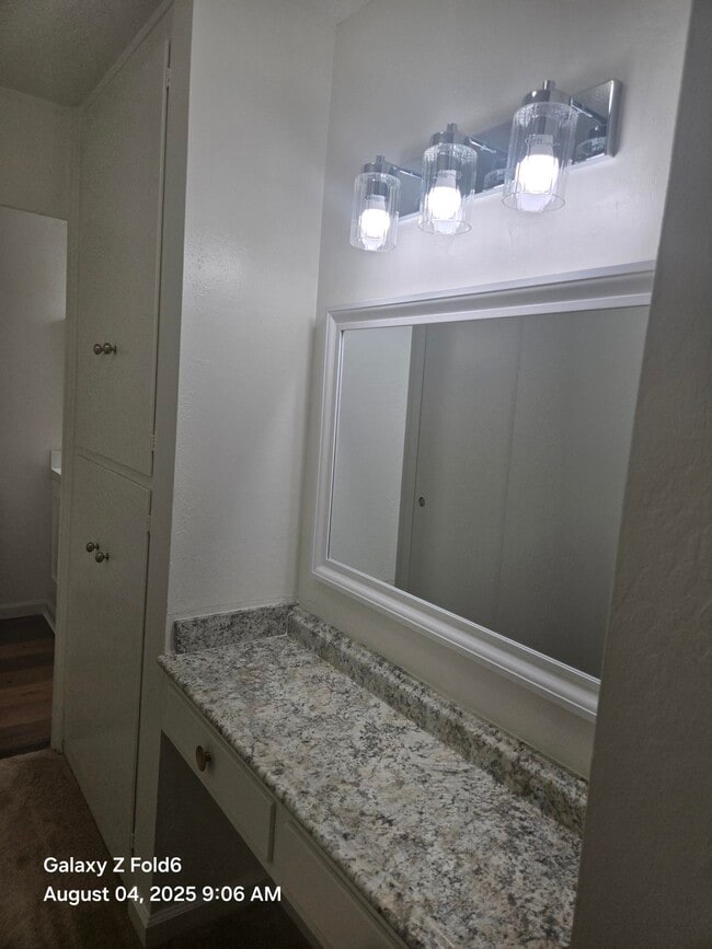 San Carlos Apartments LLC