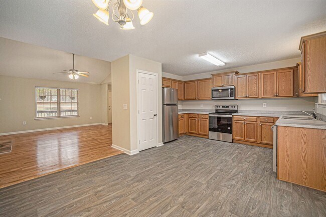 Photo - 3 Bedroom 2 Bath House