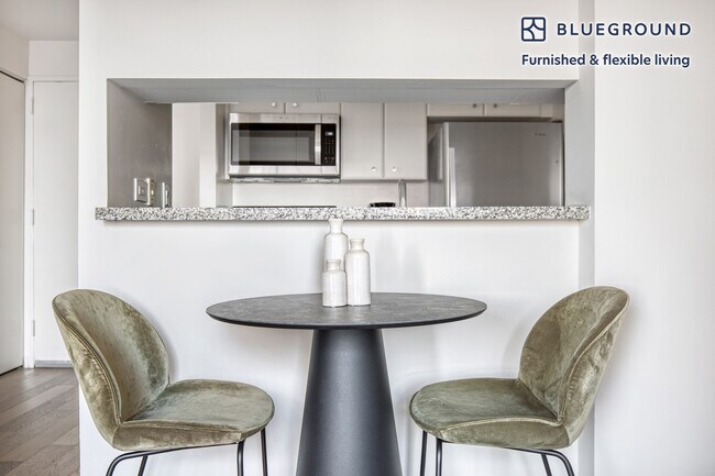 Photo - 255 W 94th St Unit FL8-ID701