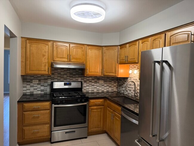 Photo - 420 74th St Unit 204