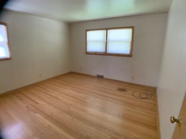 Photo - West Allis 3 bedroom 2 bath ranch