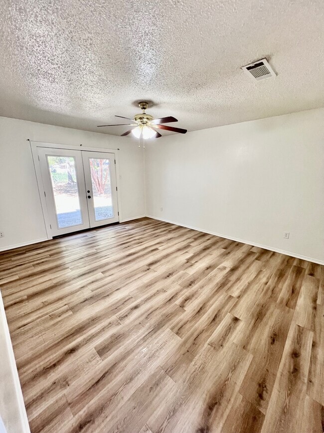 Photo - 1116 Lemon Dr