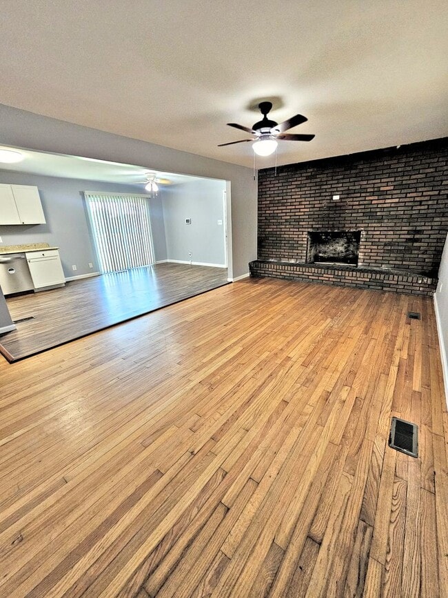 Photo - HOUSE FOR RENT - DECATUR
