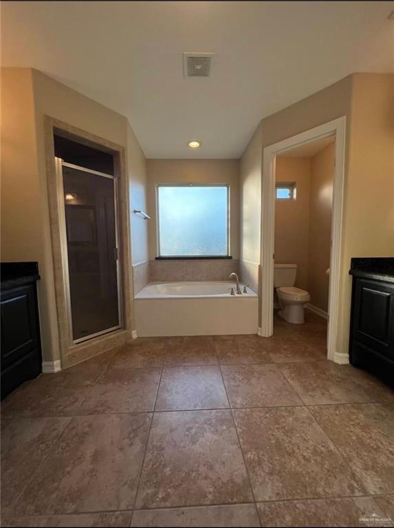 Photo - 13 Dalobo Blvd