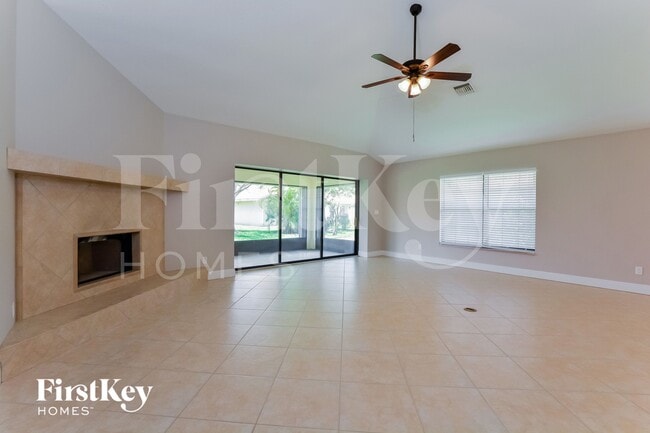 Photo - 1655 James Cir