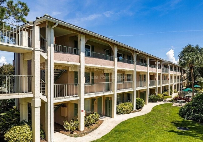 Building Photo - 103 Oyster Bay Cir Unit 320