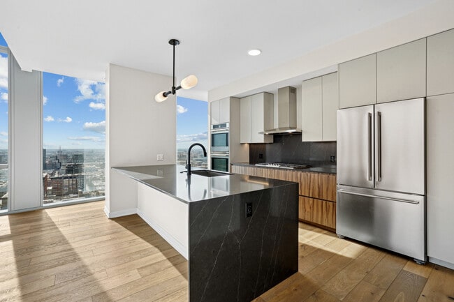 Photo - 1114 W Carroll Ave Unit PH-3203