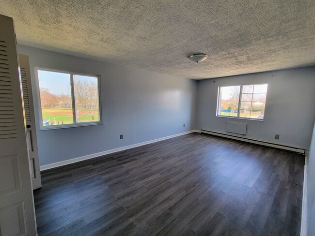 Photo - 300 Smithfield Rd Unidad #1-10