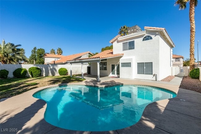 Photo - 1703 Silver Glen Ave House