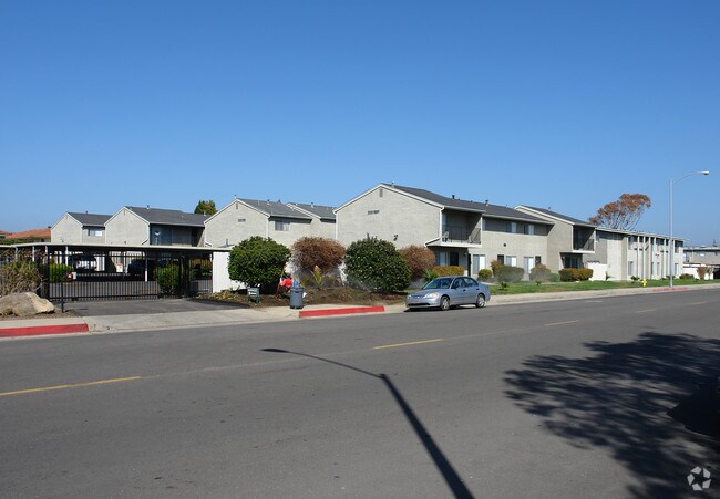 West Chestnut - The Palms