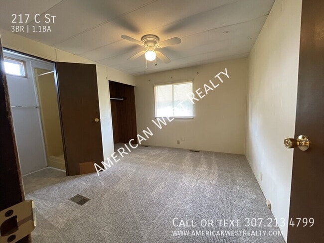 Photo - 217 C St