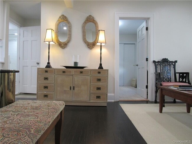 Photo - 242 William St Unit 1