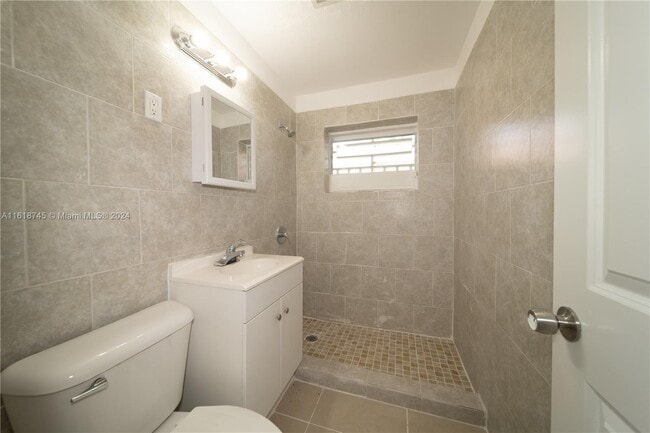 Photo - 5545 NW 3rd Ave