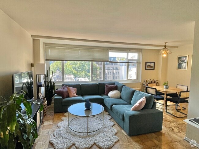Building Photo - 1545 18th St NW Rental