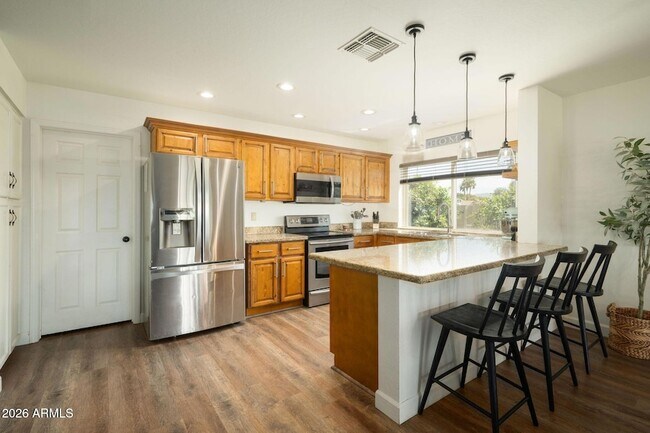 Building Photo - 5161 E Beck Ln