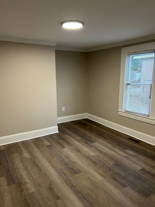 Photo - 2848 N Glenn Ave