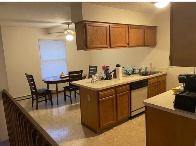 Photo - 1616 Athena Dr Unit 1616 Athena drive kent oh