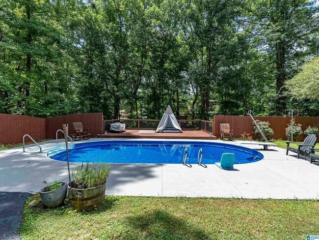 Photo - 2614 Royal Cir