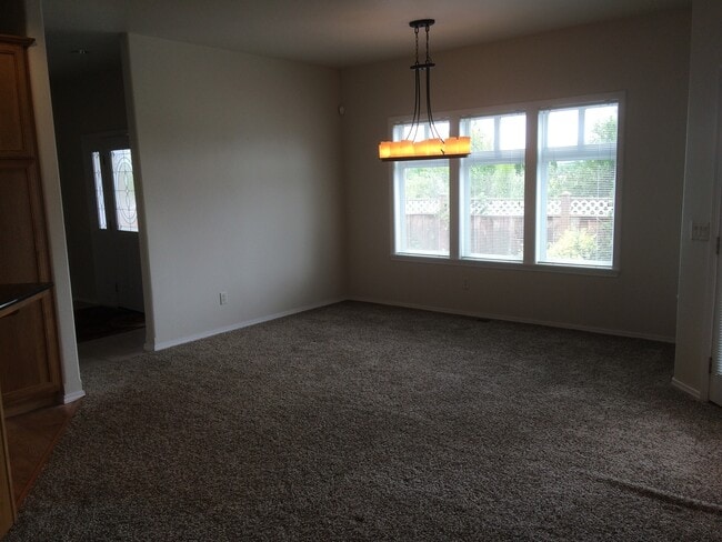 Photo - 4 Bedroom Home on The Links Golf Course! Utilities & Landscaping Included!