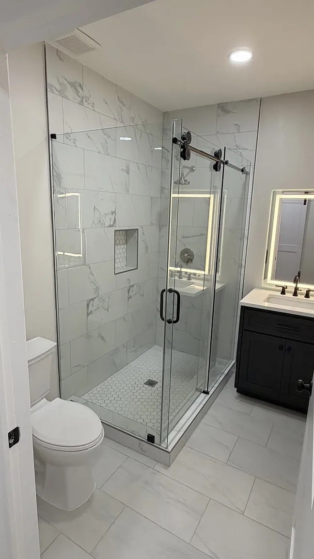 Photo - Room in Apartment on Comet Ives Ln