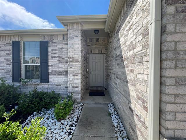 Photo - 2408 Barzona Dr