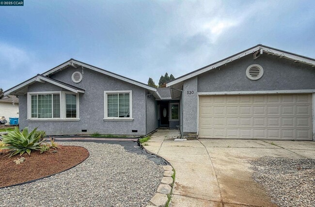 Photo - 530 Greenmont Dr