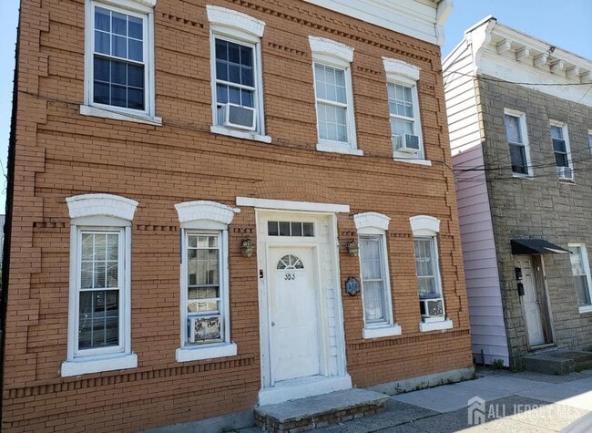 Building Photo - 383 Market St