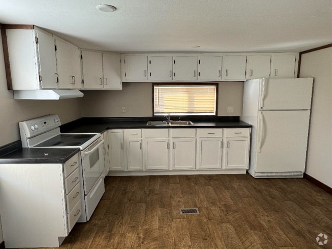 Building Photo - 4664 US-30 Rental
