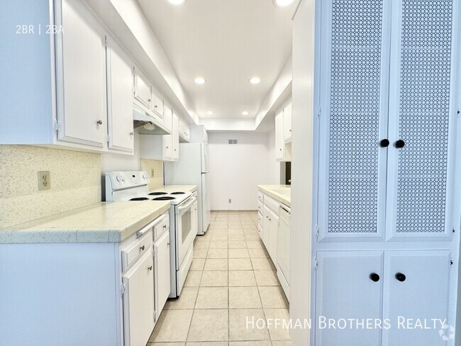 Building Photo - 817 S Shenandoah St Unit 102 Rental